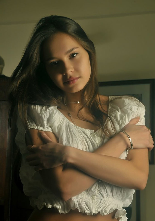 Александра, 24